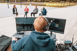 tiesioginės transliacijos internetu paslauga